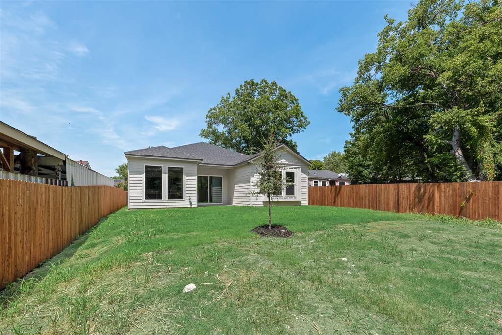 3328 Arizona Avenue, Dallas, TX 75216