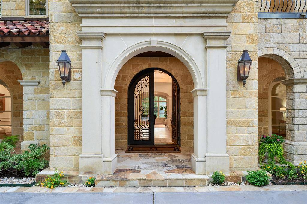 5543 Edlen Drive, Dallas, TX 75220