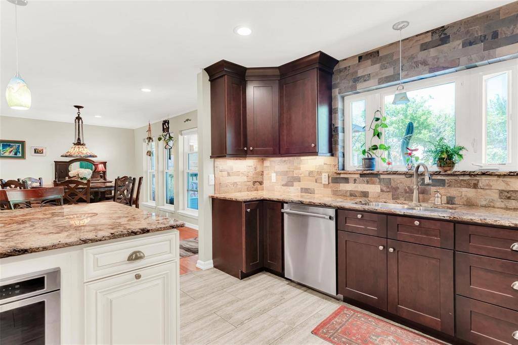 319 E Spring Valley Road, Richardson, TX 75081