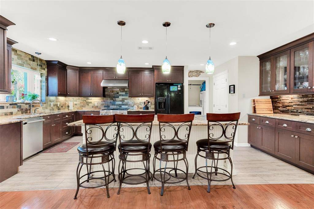 319 E Spring Valley Road, Richardson, TX 75081