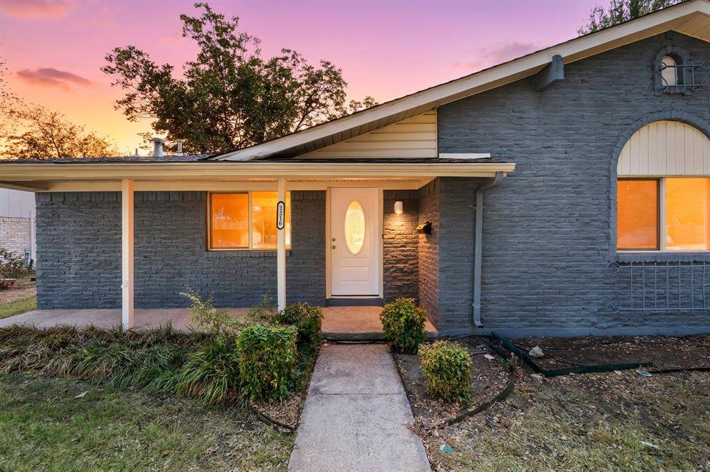 1216 Briarcove Drive, Richardson, TX 75081