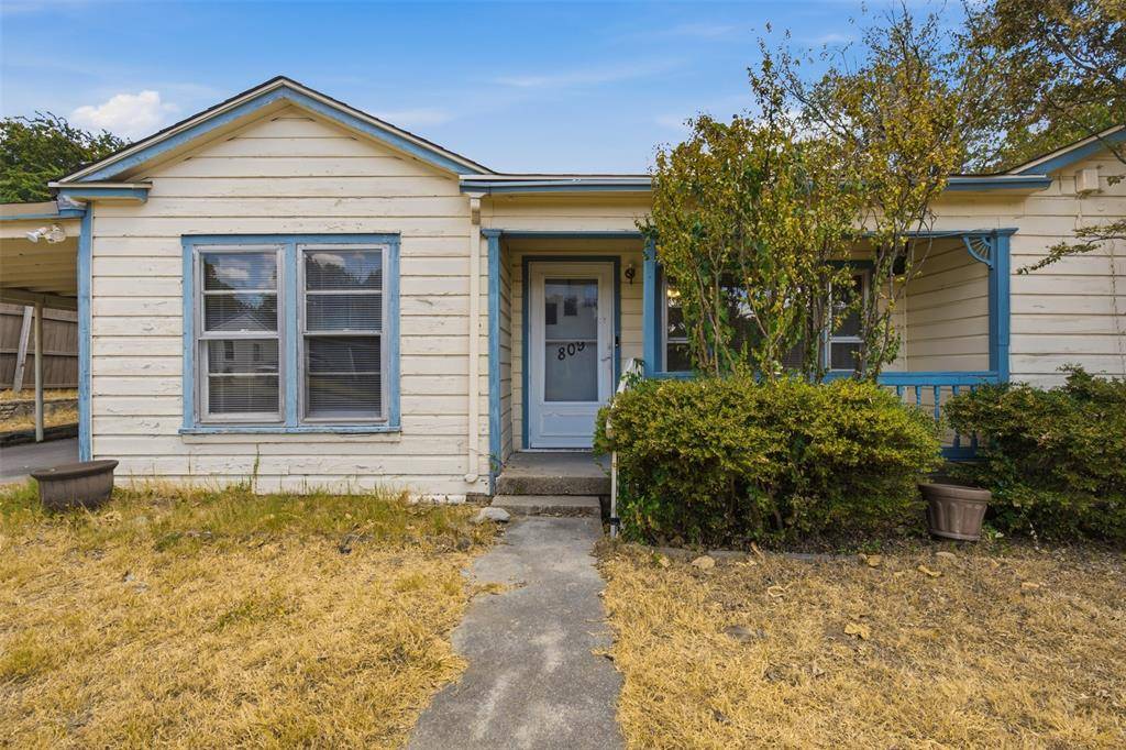 809 S Brazos Street, Weatherford, TX 76086