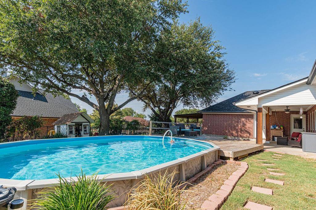 102 Fairway Lane, Crandall, TX 75114