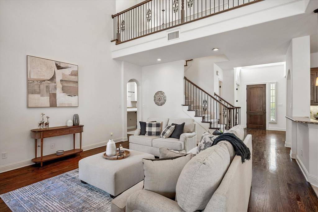 9705 Bowman Drive, Fort Worth, TX 76244