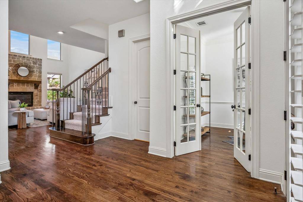 9705 Bowman Drive, Fort Worth, TX 76244