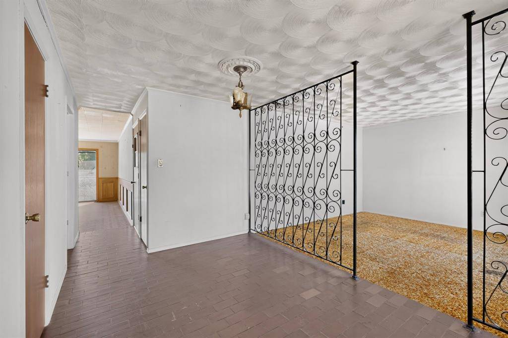 4638 Colgate Lane, Garland, TX 75042
