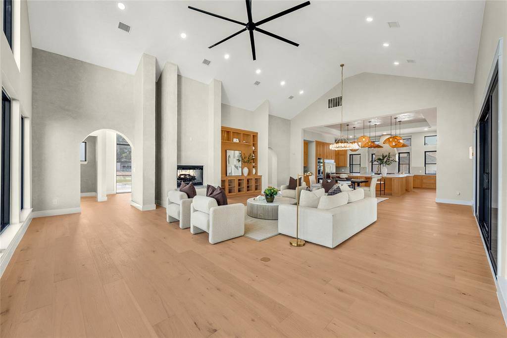 7211 County Road 1017, Joshua, TX 76058