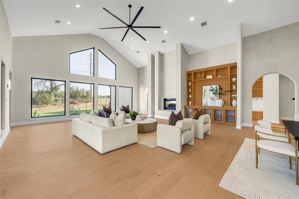 7211 County Road 1017, Joshua, TX 76058