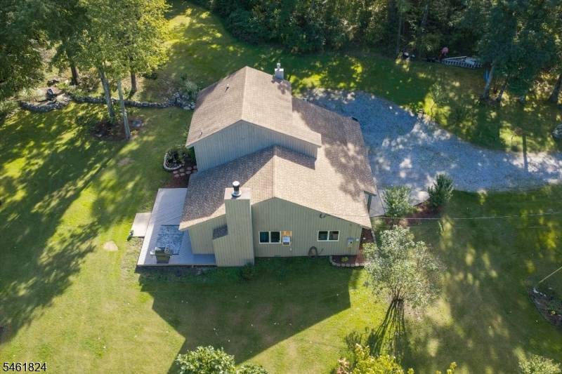 6 Lake Rd, Hampton Twp., NJ 07860