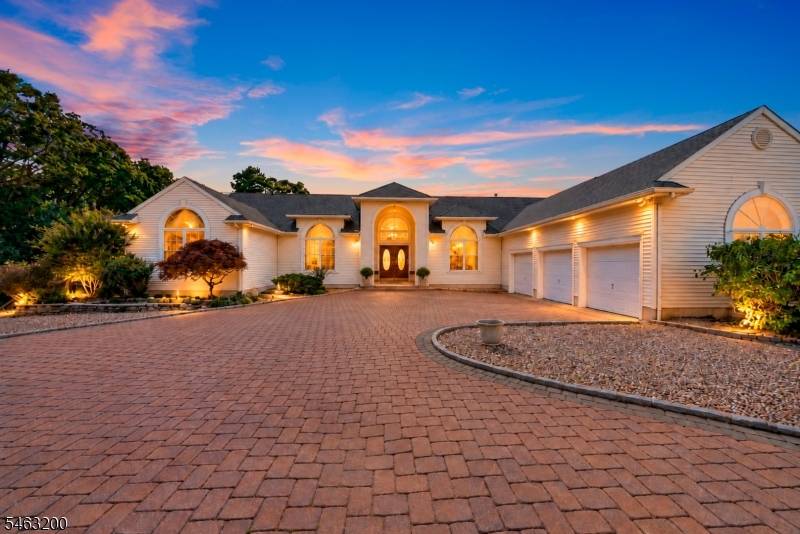 199 Royal Oak Dr, Ocean Twp., NJ 08758