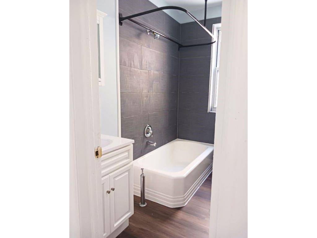 856 42nd ST, Brooklyn, NY 11232