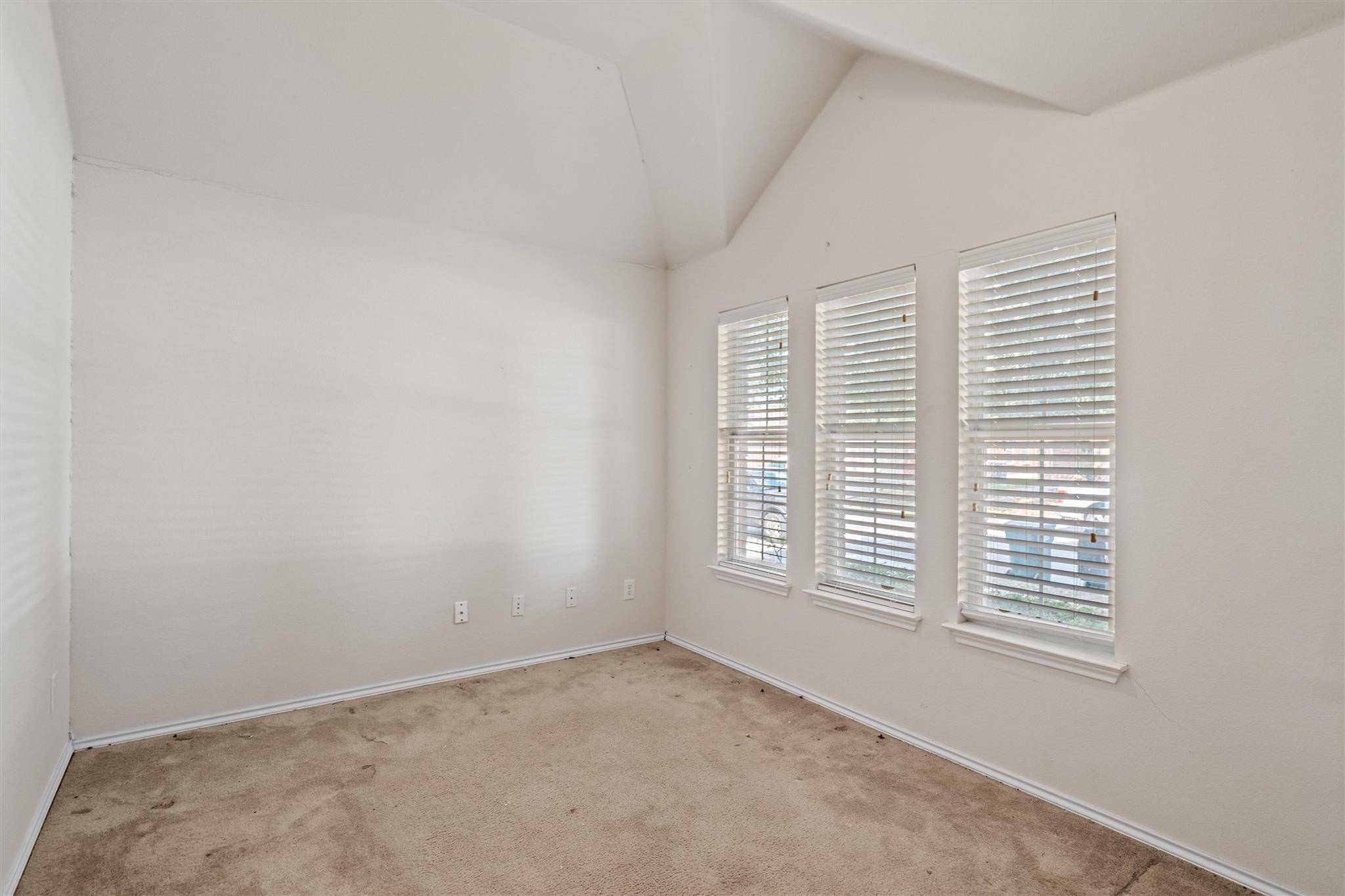 266 Willow City VLY, Buda, TX 78610