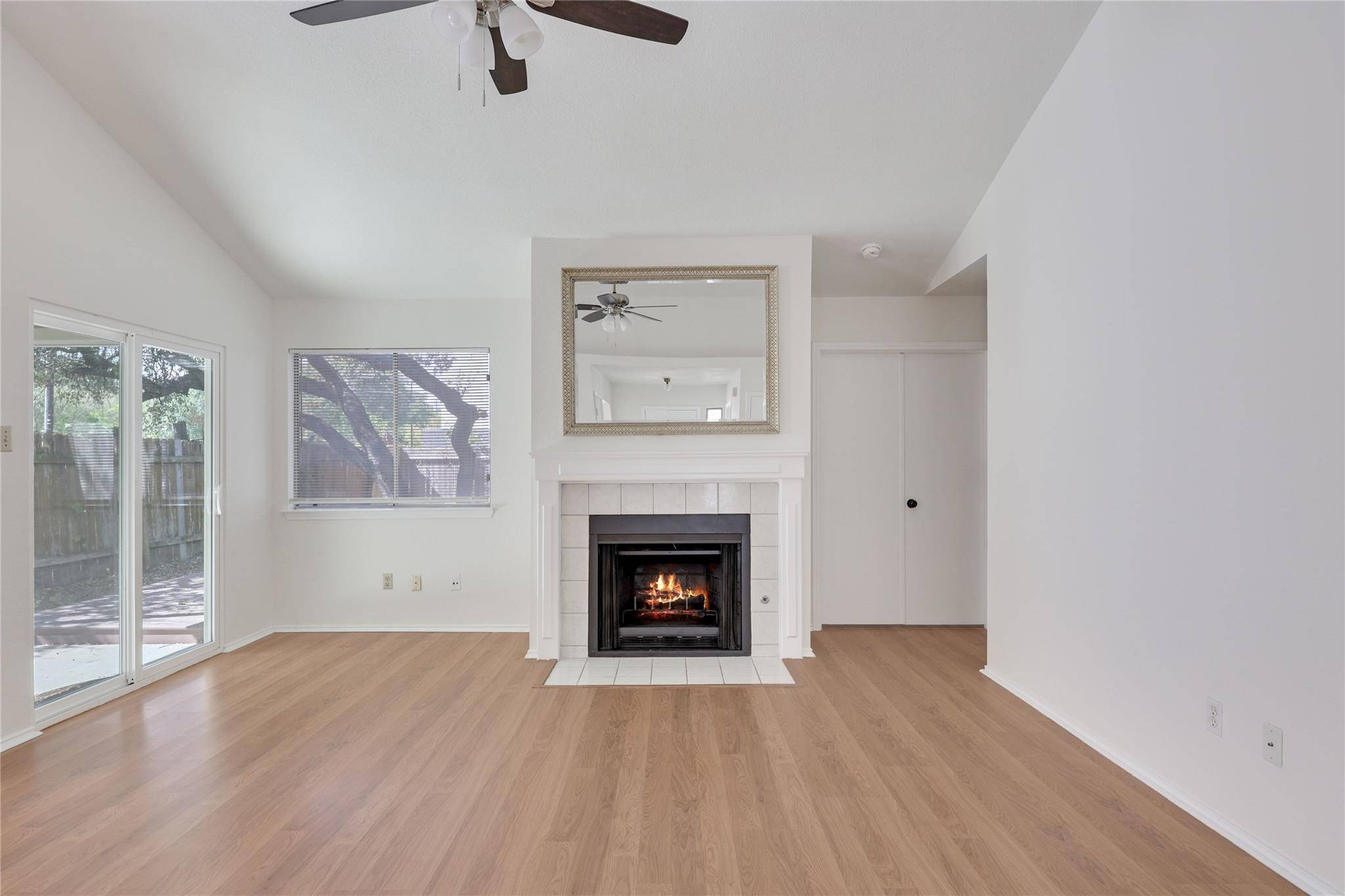 6302 Jennings DR, Austin, TX 78727