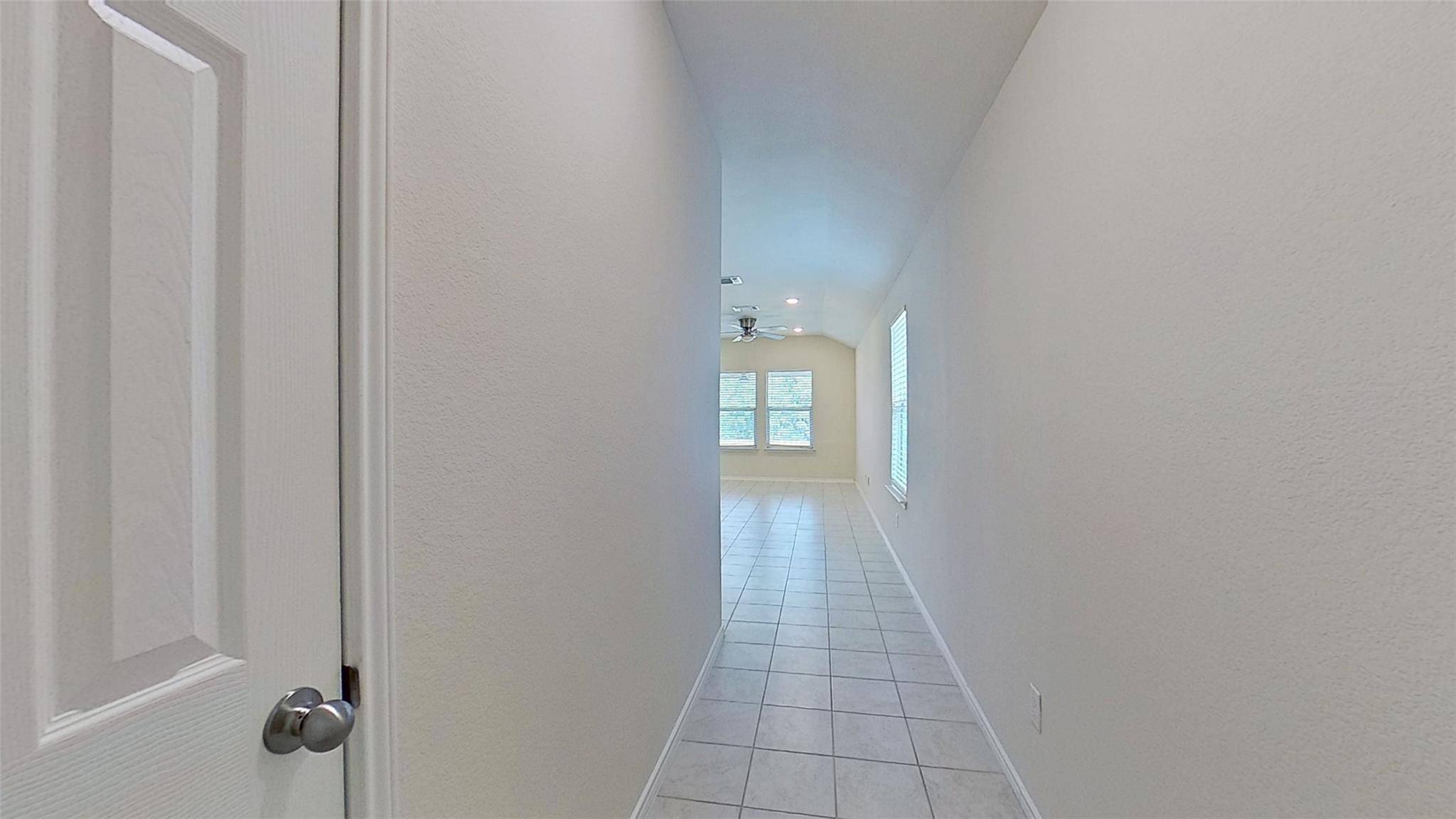 625 Taggart TRL, Jarrell, TX 76537