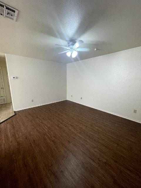 402 Algerita DR #C, Georgetown, TX 78628