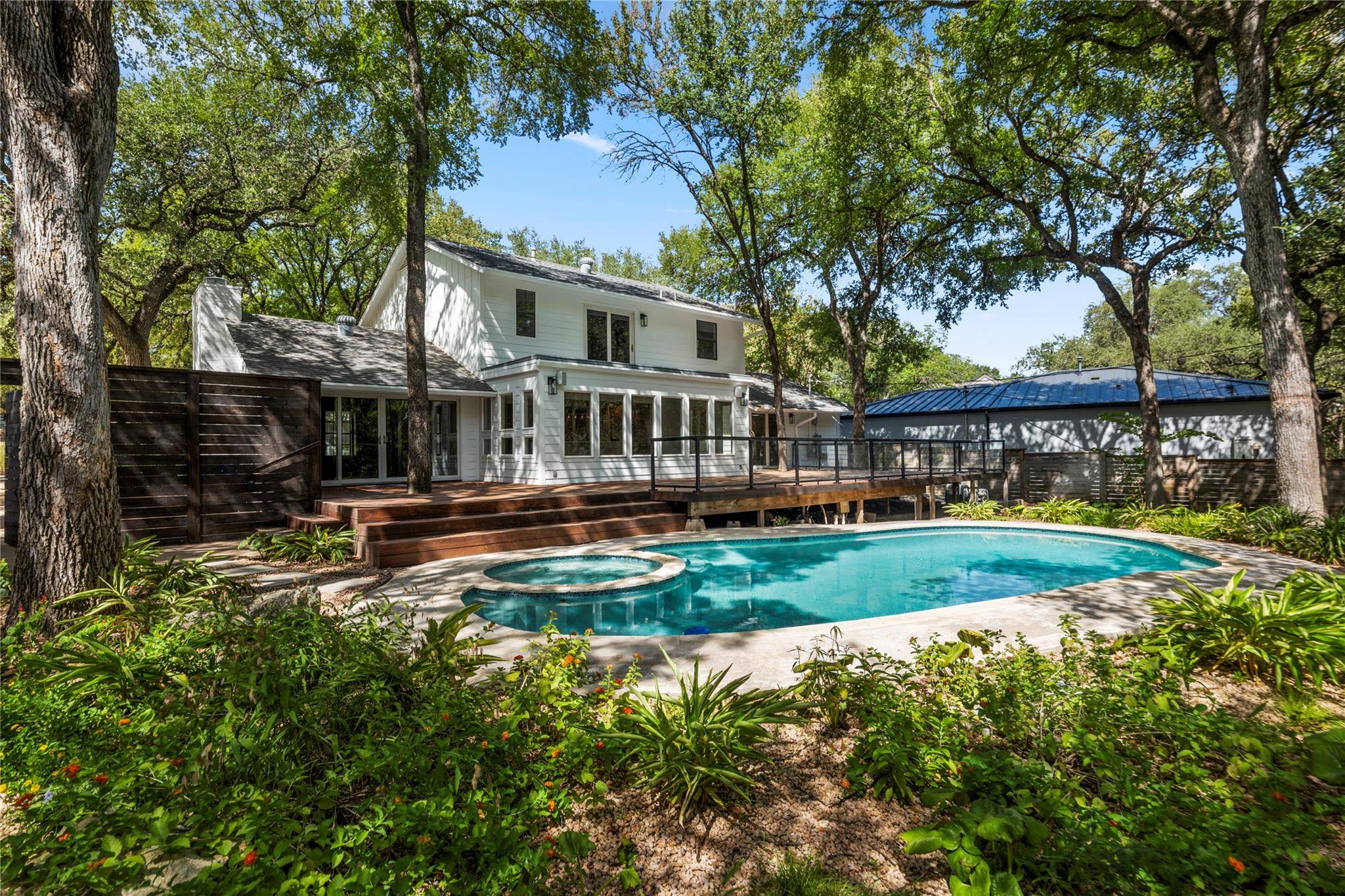 3117 Eanes CIR, Austin, TX 78746