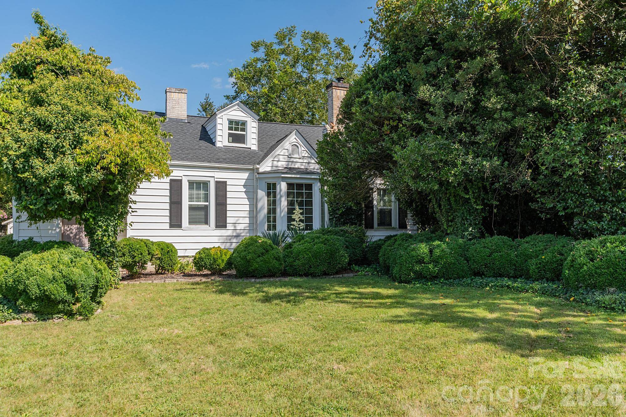 403 Fairview DR, Lexington, NC 27292