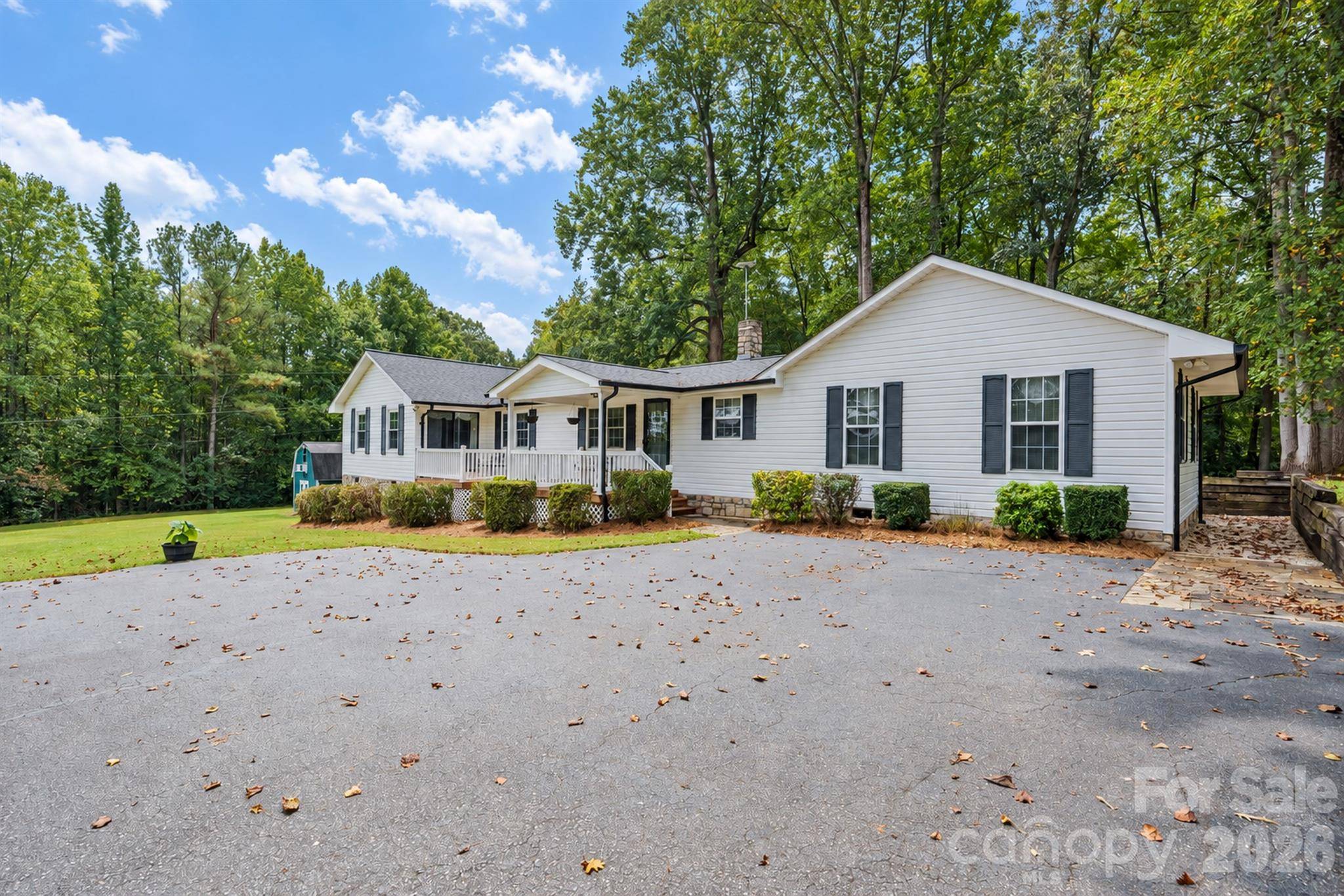 370 Shiloh RD, Statesville, NC 28677