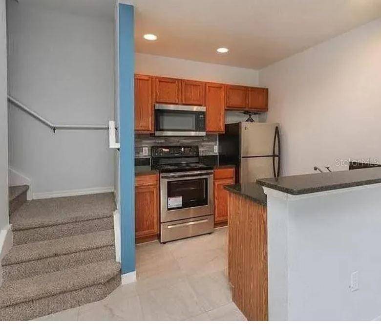 2611 GALA RD N #105, Kissimmee, FL 34746