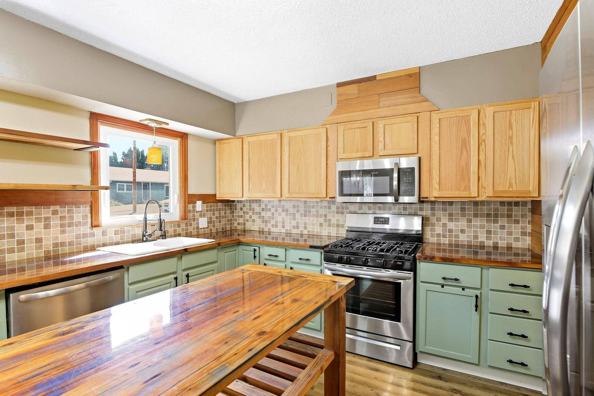 228 5th AVE NE, Faribault, MN 55021