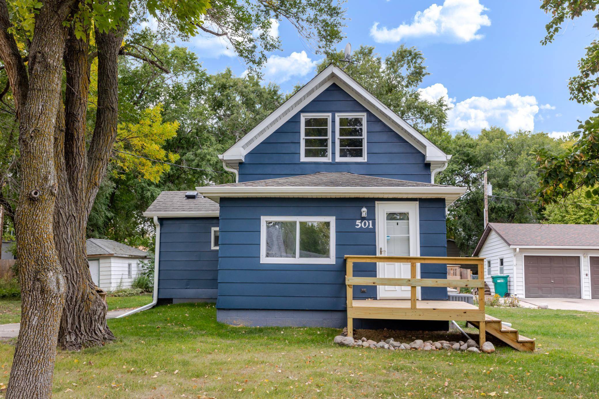 501 Nelson DR, Horace, ND 58047