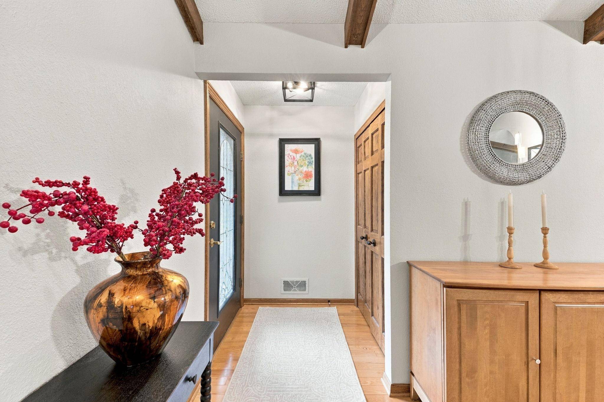 4760 Larson RD, Shoreview, MN 55126