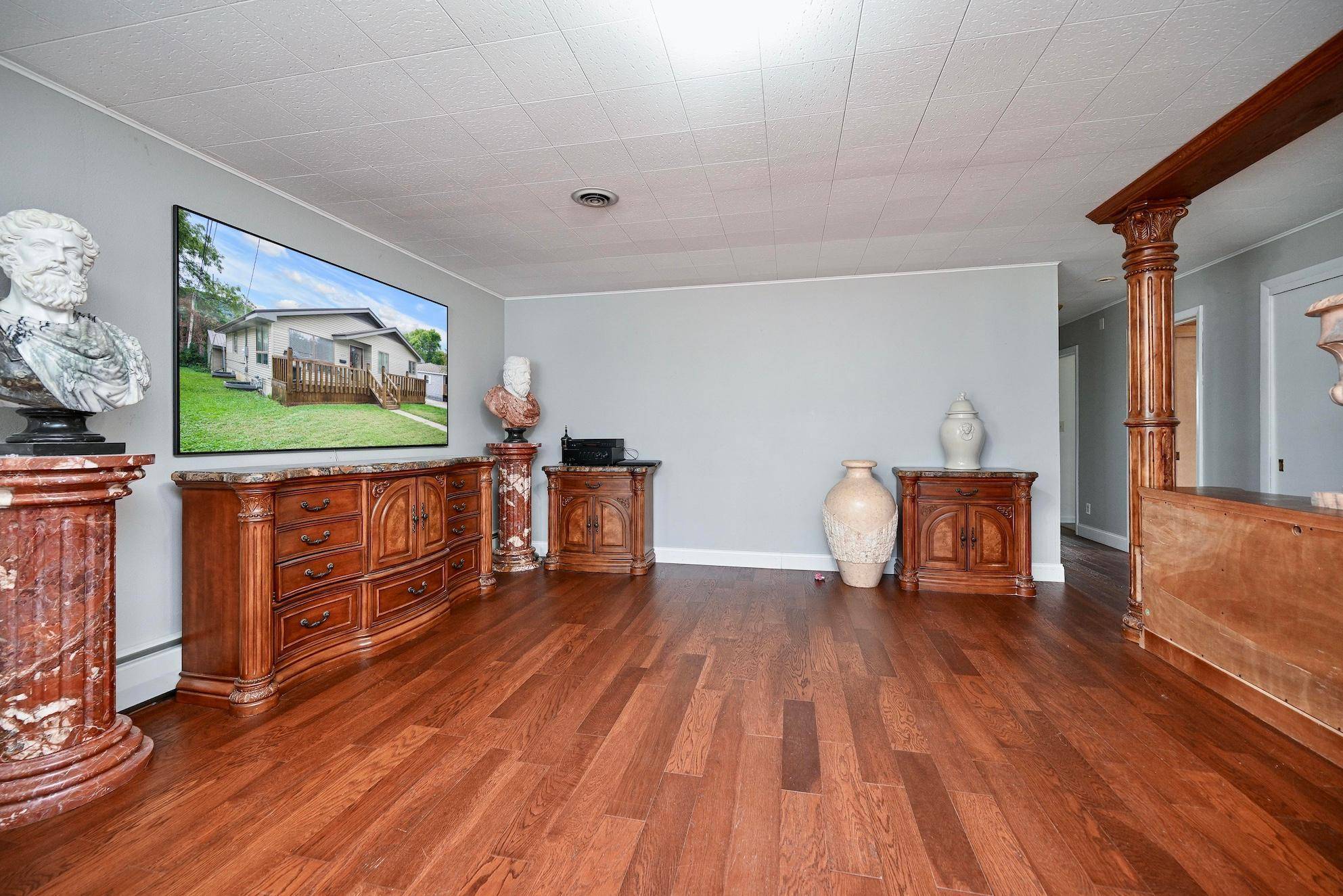1215 W Mark ST, Winona, MN 55987