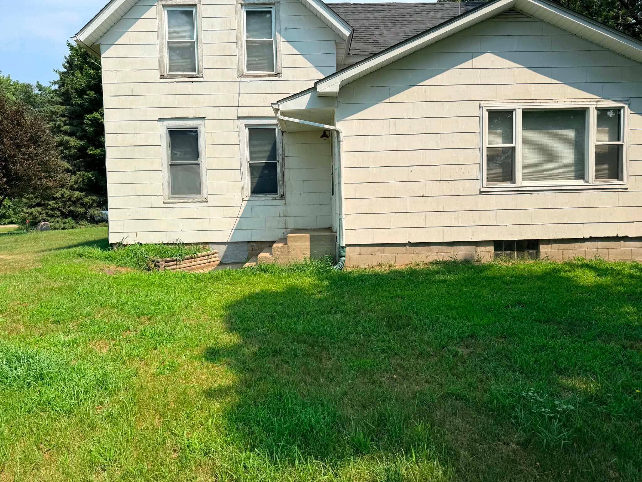 34813 541st AVE, Lafayette, MN 56054