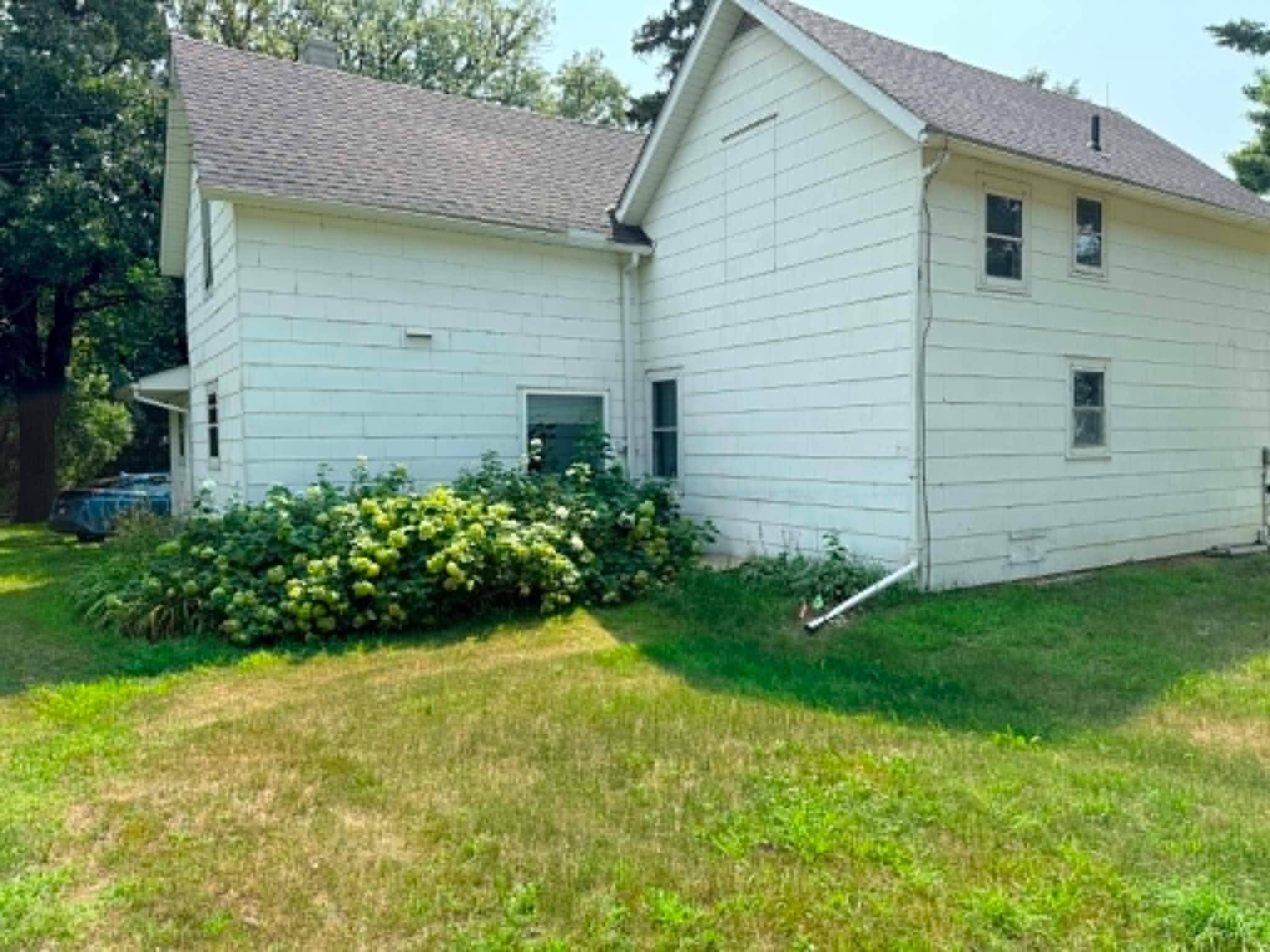 34813 541st AVE, Lafayette, MN 56054