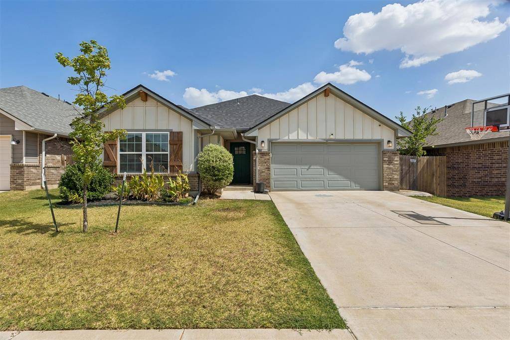 8704 Yassir BTM, Yukon, OK 73099
