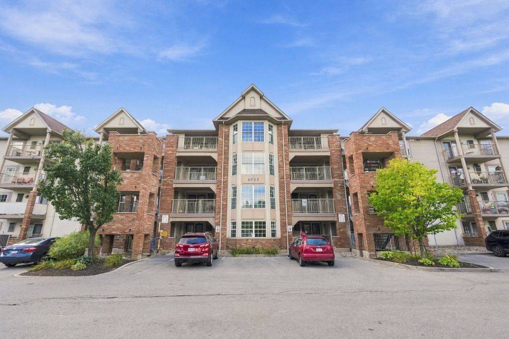 4025 KILMER DR #310, Burlington, ON L7M 4M5