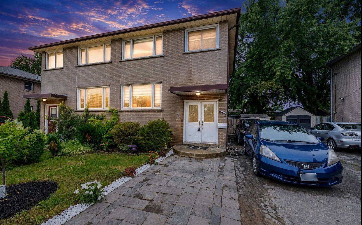 612 Appleby Line, Burlington, ON L7L 2Y3