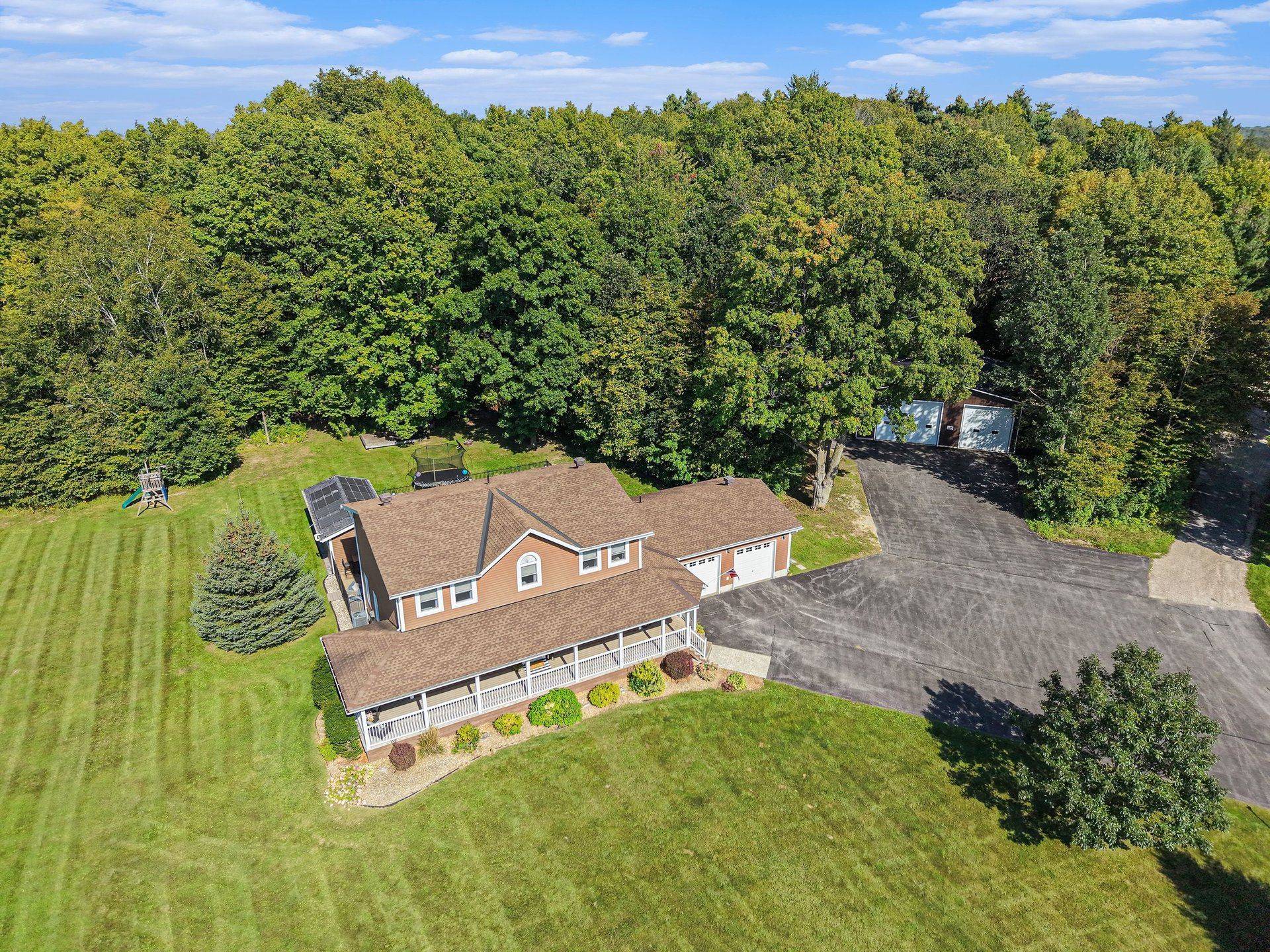 110 Sheil DR, Drummond/north Elmsley, ON K7H 0G7