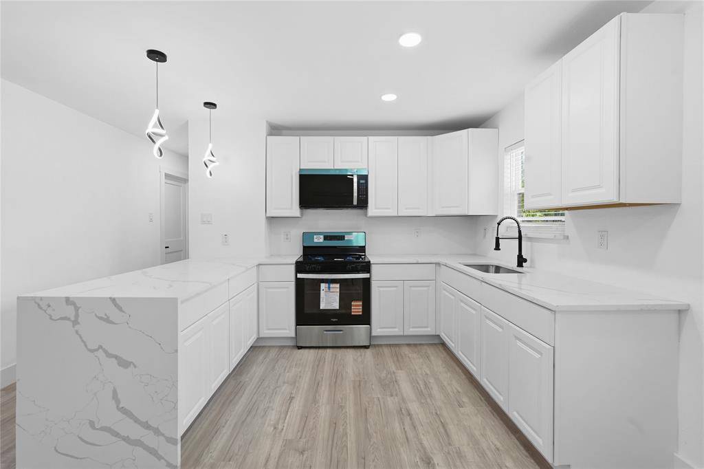 1504 Daniel Drive, Arlington, TX 76010
