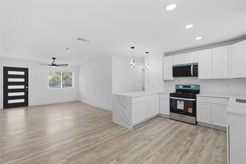 1504 Daniel Drive, Arlington, TX 76010