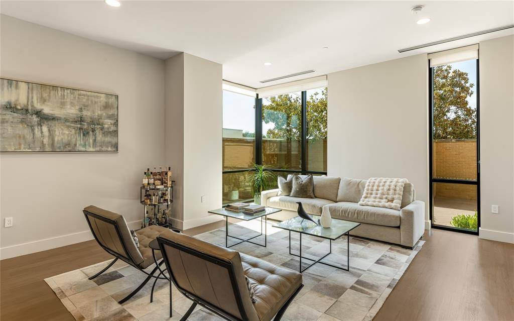 5656 N Central Expressway #103, Dallas, TX 75206