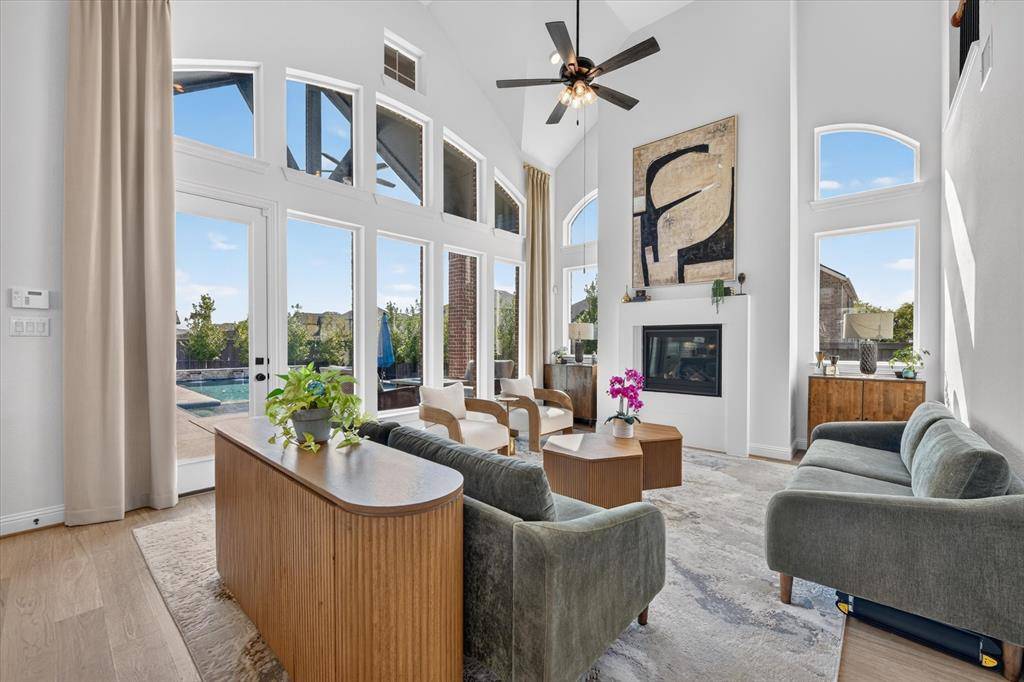 3502 Burdock Lane, Venus, TX 76084