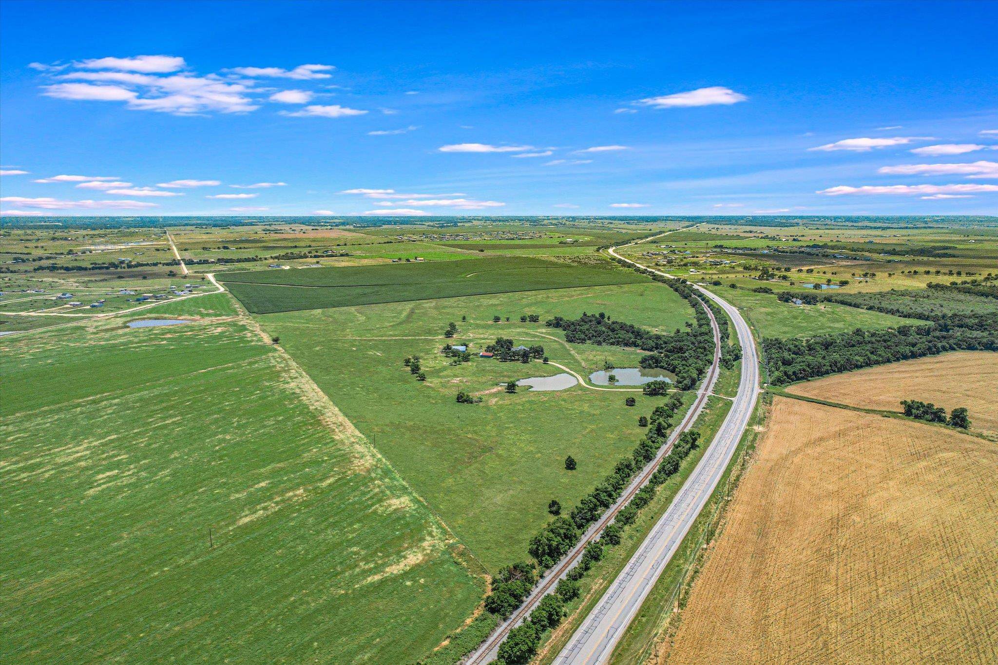 16421 Tx-95 HWY, Coupland, TX 78615
