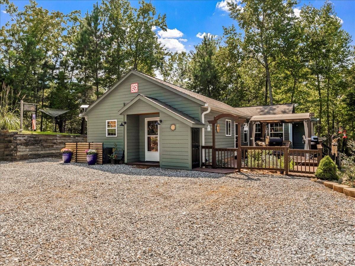 4895 Hudlow RD, Union Mills, NC 28167