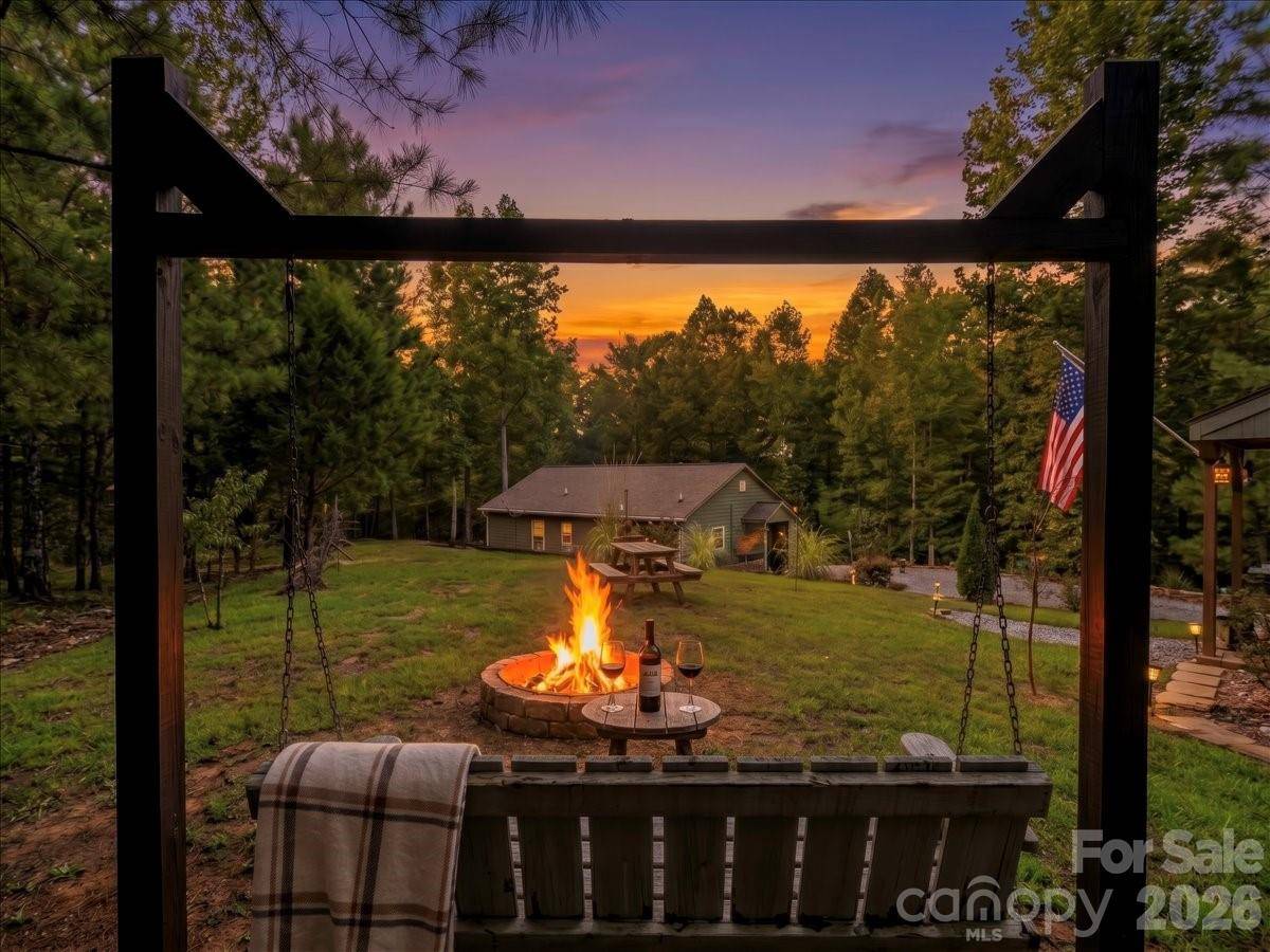4895 Hudlow RD, Union Mills, NC 28167