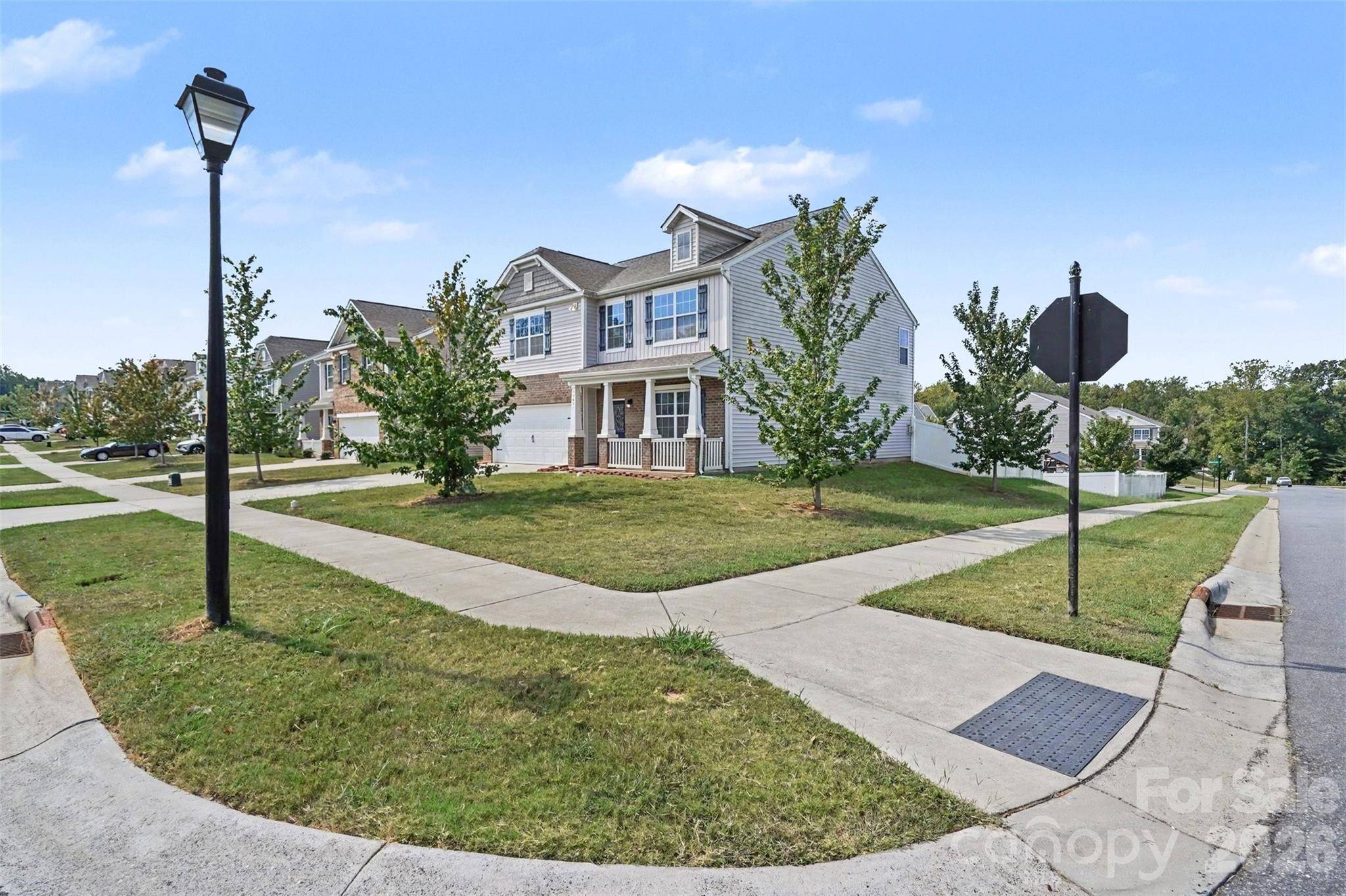 10631 Bradstreet Commons WAY, Charlotte, NC 28215