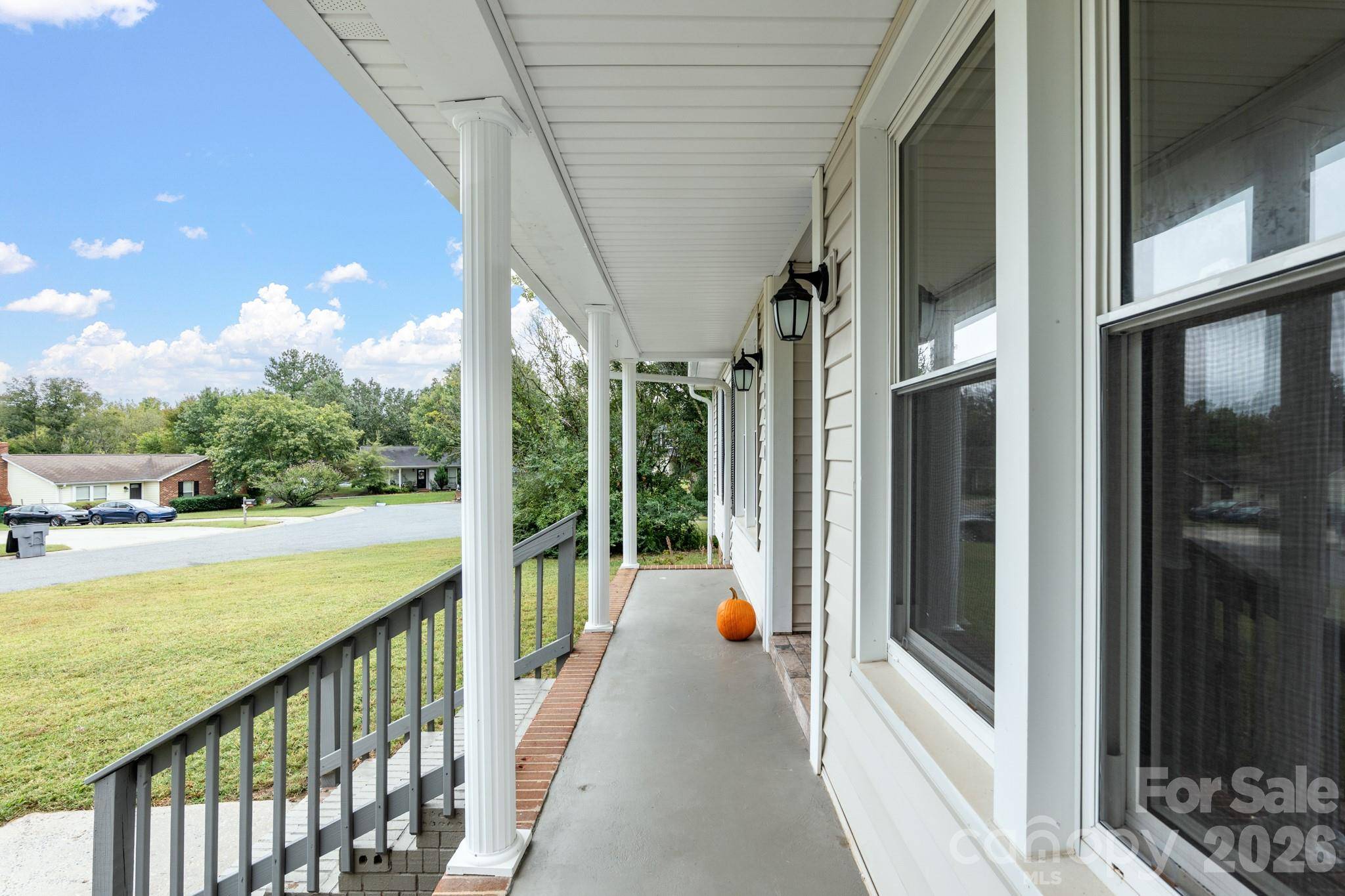 8530 Glenway CT, Charlotte, NC 28226