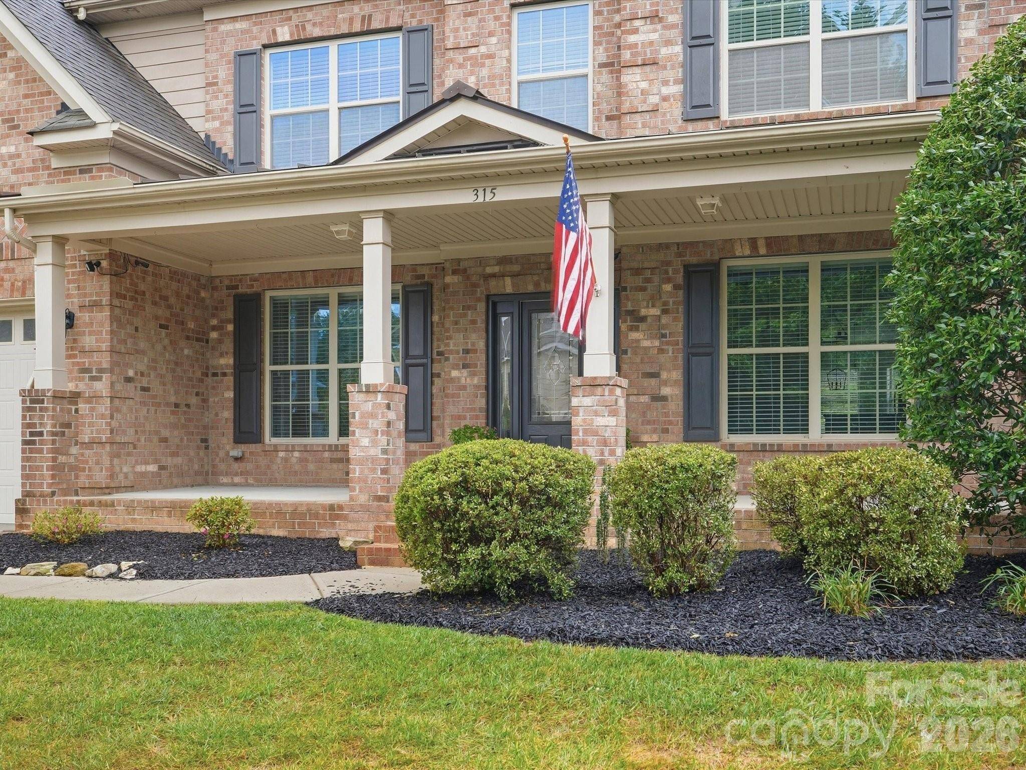 315 Golden View DR, Waxhaw, NC 28173