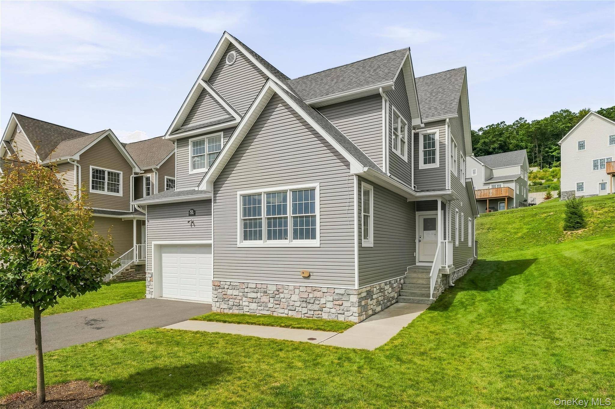 51 Van Arsdale RD, Monroe, NY 10950