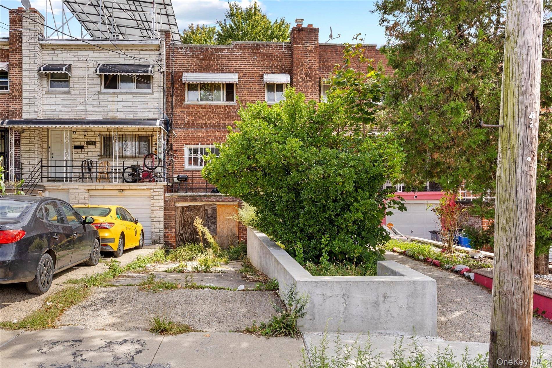 3768 Laconia AVE, Bronx, NY 10469