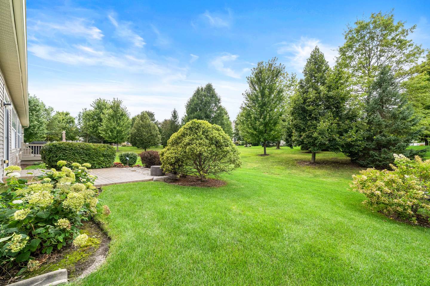 2029A Glenwood CIR #A, Sugar Grove, IL 60554