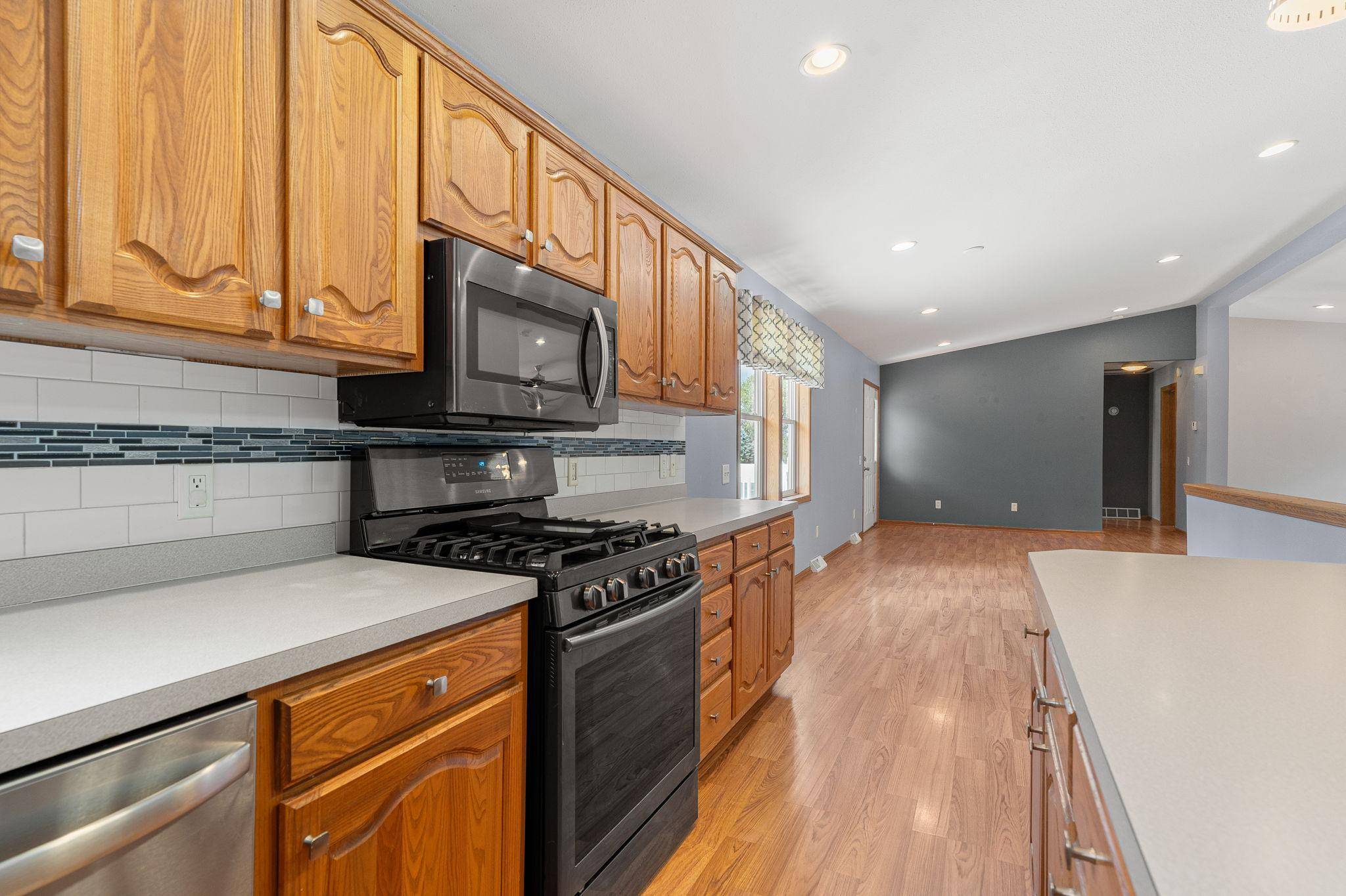 215 2nd AVE NE, Hayfield, MN 55940