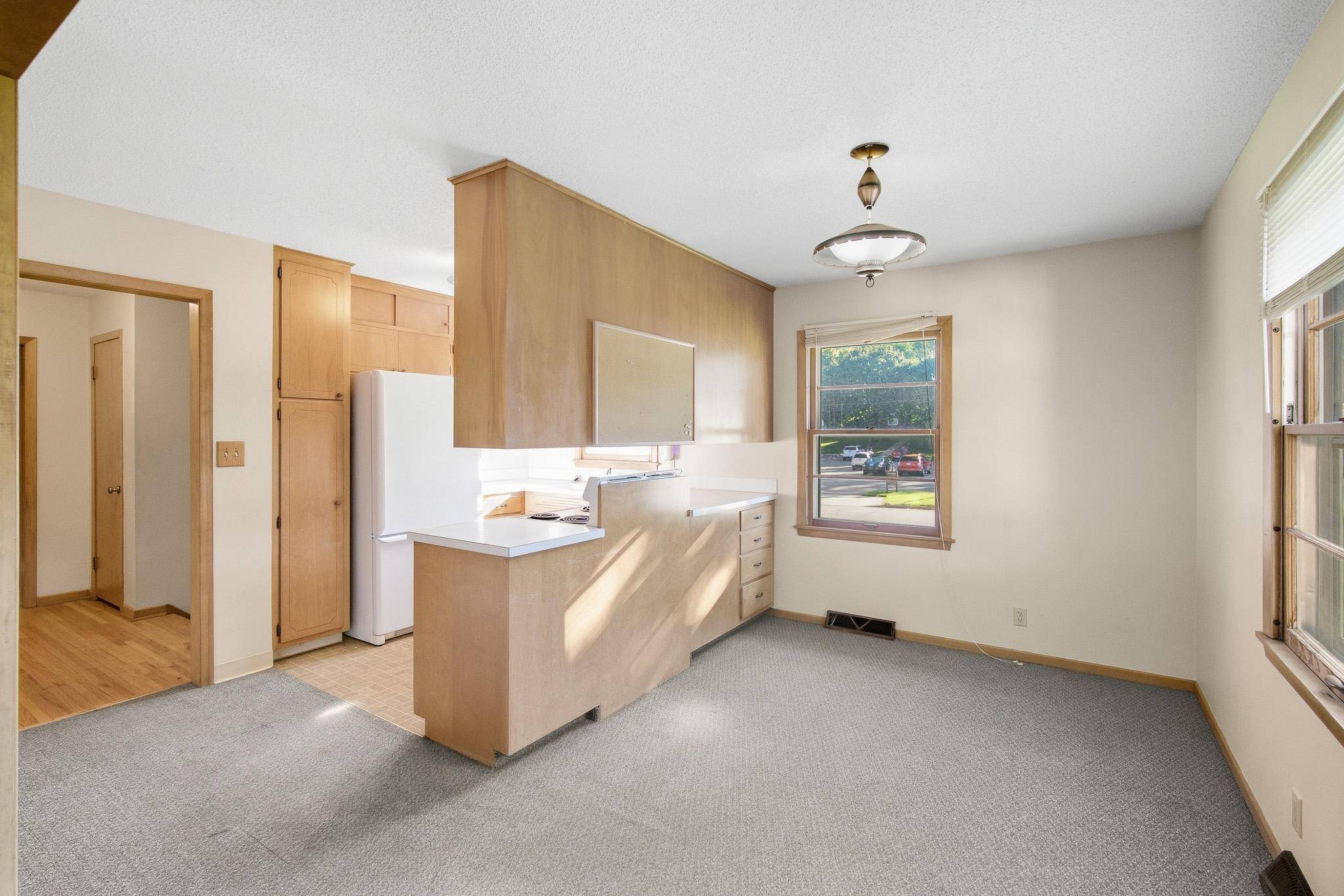 611 James Ave, Mankato, MN 56001