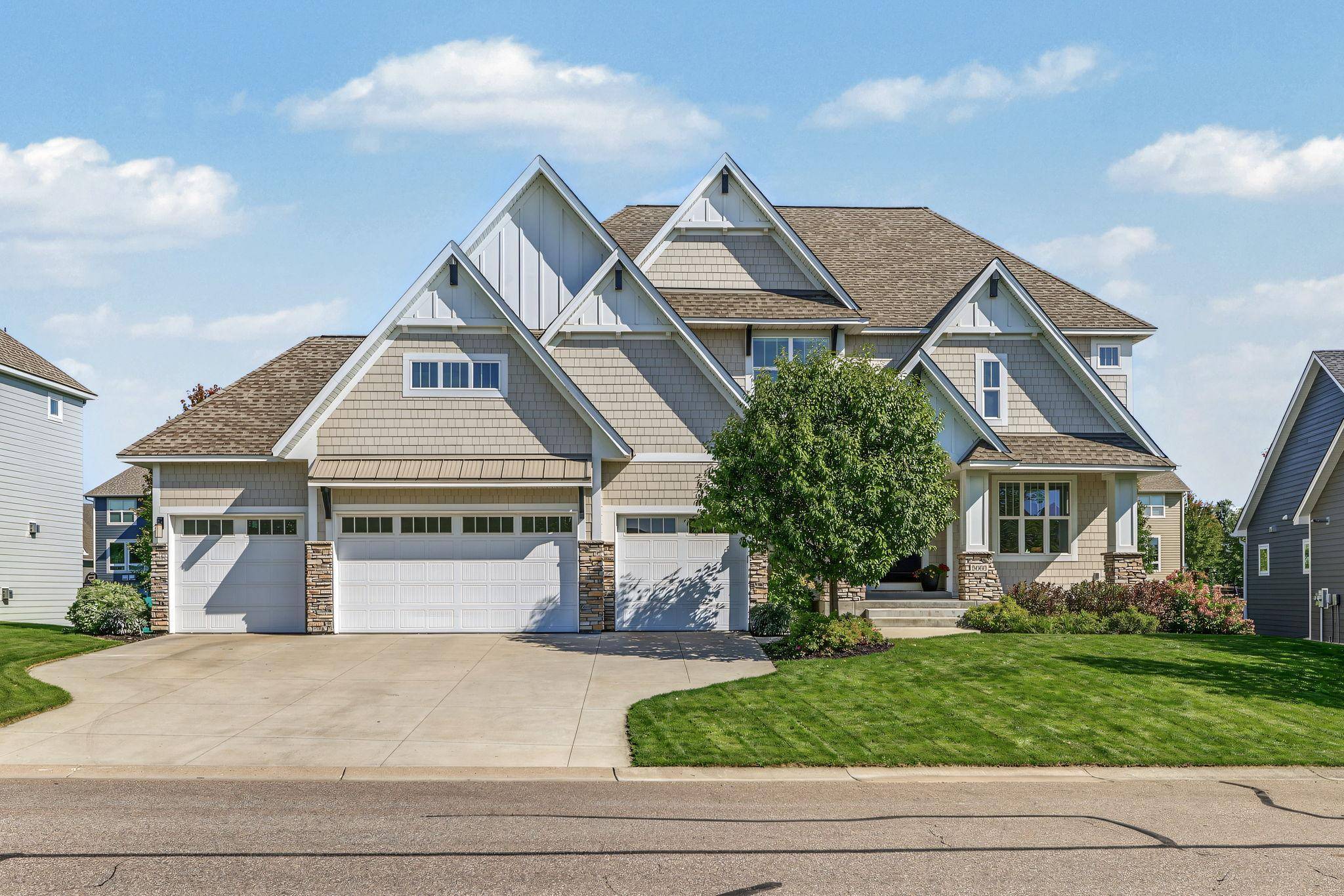 5660 Archer LN N, Plymouth, MN 55446