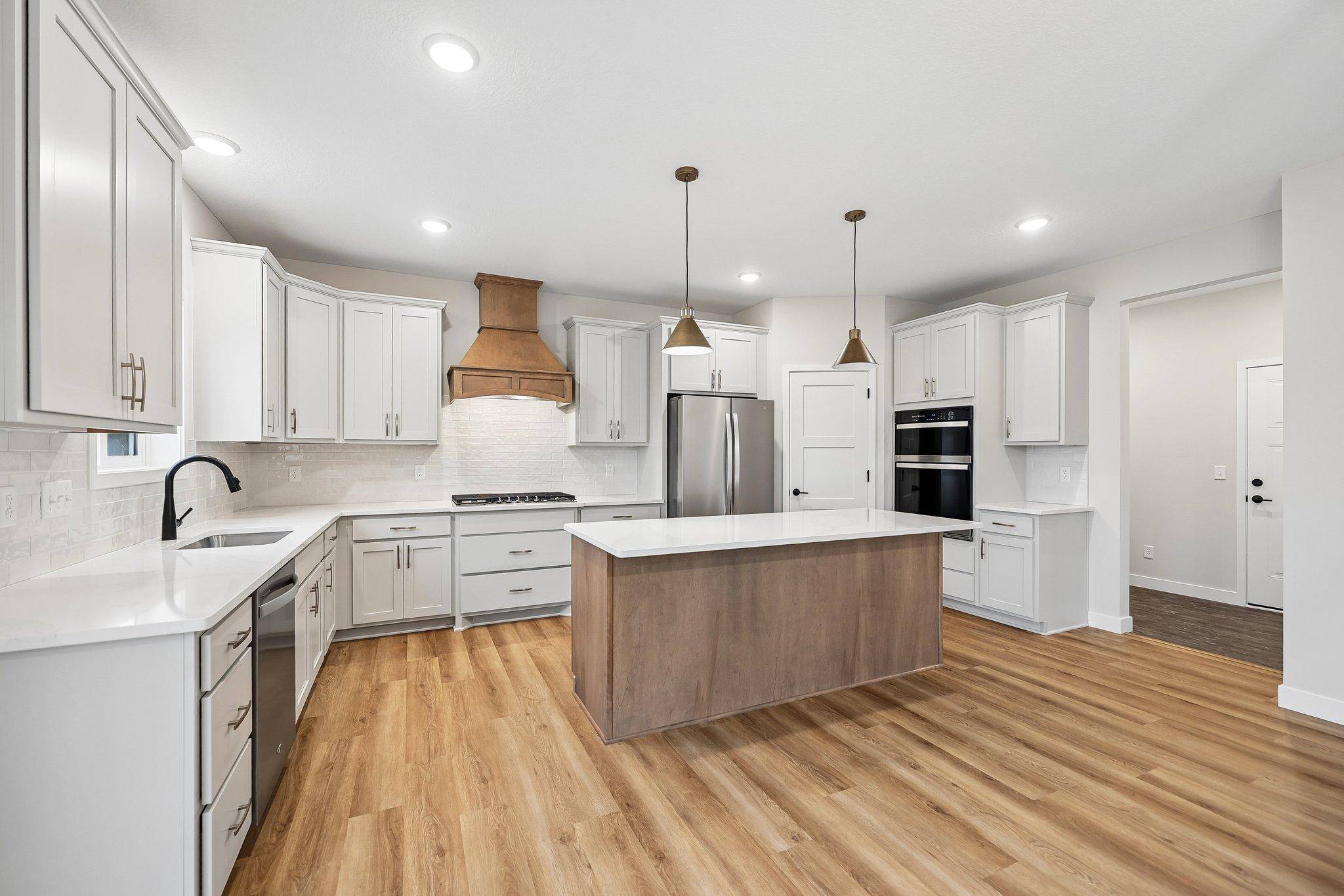 858 Greywood BLVD SW, Delano, MN 55328